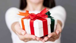 Cosa-Regalare-Guida-Idee-Regalo-Per-Lui-Lei