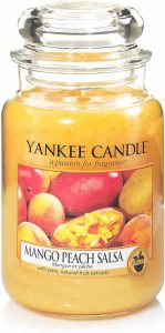 Yankee-Candle-Fragranza-del-mese-Luglio-2021-Salsa-Mango-Pesca